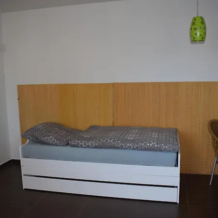 Aplus 4 *